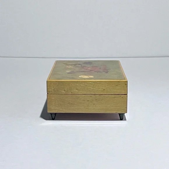 Vintage REUGE Floral Music Box